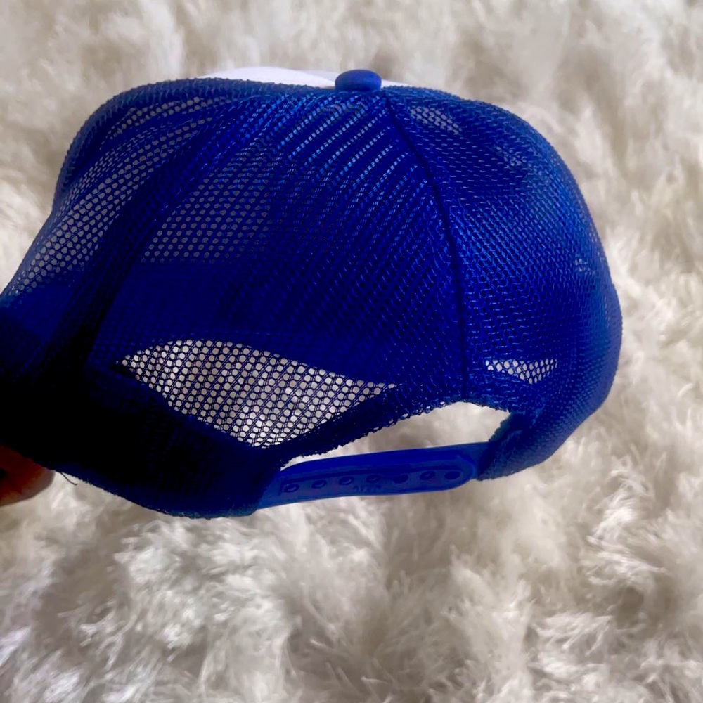 Trucker hat - Picture 2 of 2